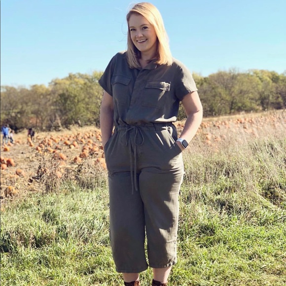 Meet Your Posher, Jessie, - Picture 3 of 8